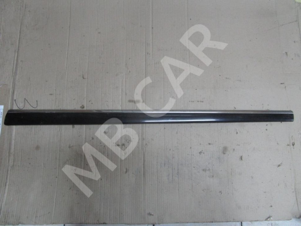 Молдинг двери MERCEDES-BENZ S-класс W220 (1998 - 2005) фото 1 — Разборка Мерседес