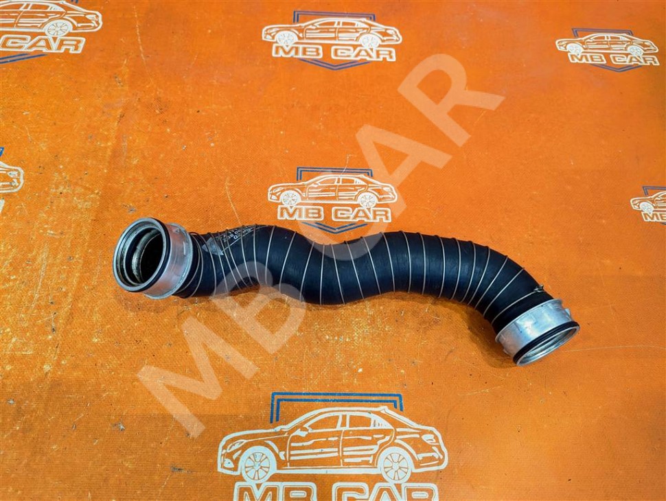 Патрубок интеркулера MERCEDES-BENZ SLK-класс R171 (2004 - 2008) фото 1 — Разборка Мерседес