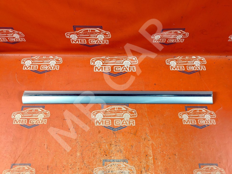 Молдинг двери MERCEDES-BENZ E-класс W210/S210 рестайлинг (1999 - 2003) фото 1 — Разборка Мерседес