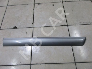 Молдинг двери MERCEDES-BENZ E-класс W210/S210 рестайлинг (1999 - 2003) — Разборка Мерседес