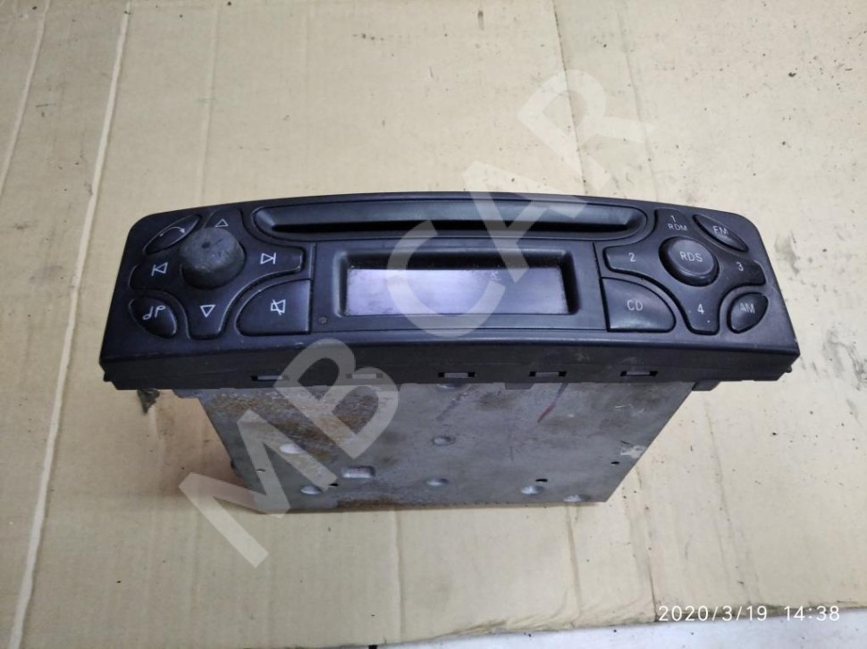 Магнитола MERCEDES-BENZ C-класс W203/S203/CL203 (2000 - 2004) фото 1 &mdash; Разборка Мерседес