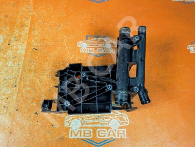 Кронштейн интеркуллера MERCEDES-BENZ A-класс AMG W176 (2013 - 2015) &mdash; Разборка Мерседес