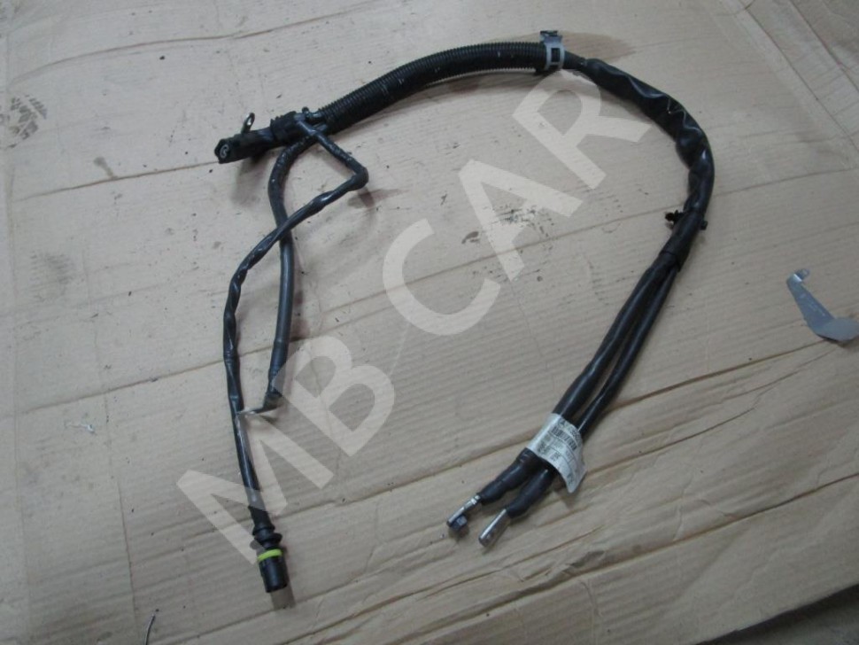 Провод генератора MERCEDES-BENZ M-класс W166 (2011 - 2015) фото 1 — Разборка Мерседес