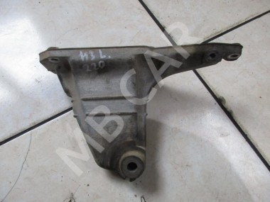 Лапа левая MERCEDES-BENZ S-класс W220 (1998 - 2005) — Разборка Мерседес