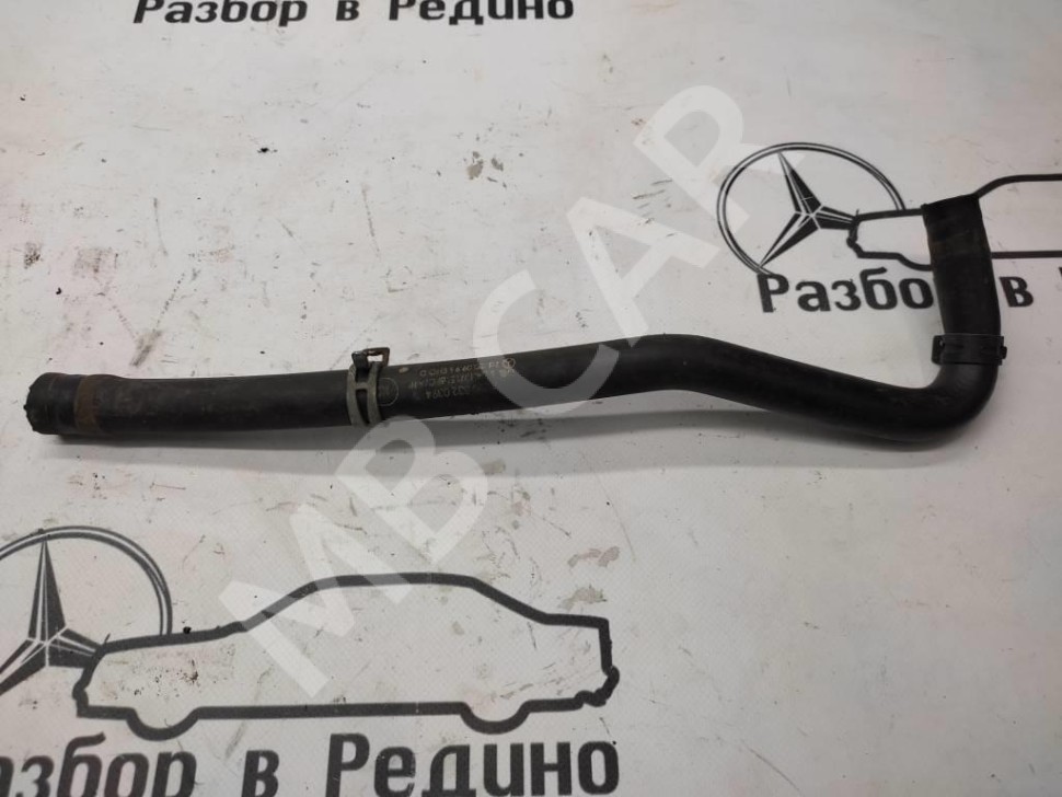 Патрубок ОЖ MERCEDES-BENZ S-класс W220 (1998 - 2005) фото 1 — Разборка Мерседес
