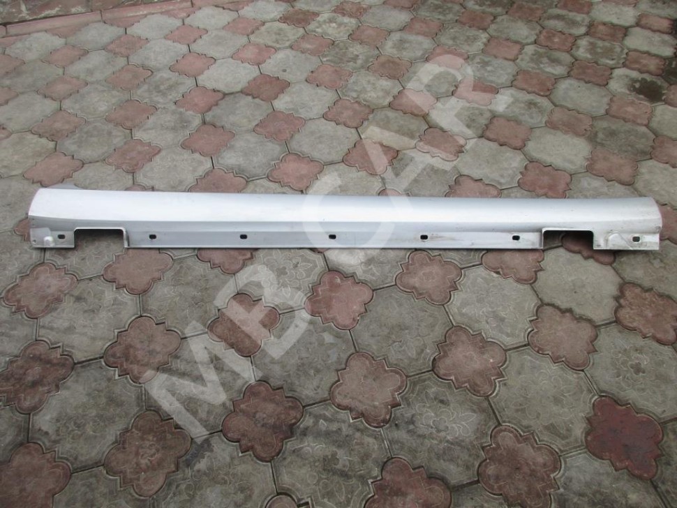 Порог пластиковый правый MERCEDES-BENZ CLS-класс C218/X218 (2010 - 2014) фото 1 — Разборка Мерседес