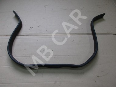 Уплотнитель капота MERCEDES-BENZ CLS-класс C218/X218 (2010 - 2014) — Разборка Мерседес