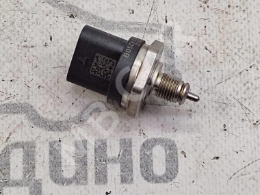 Датчик давления топлива MERCEDES-BENZ C-класс W204/S204 (2006 - 2011) — Разборка Мерседес