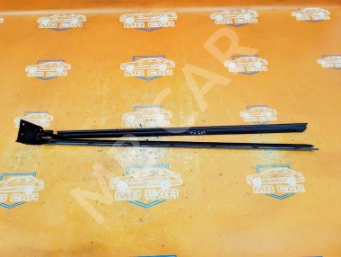 Молдинг стекла двери MERCEDES-BENZ CLK-класс C209/A209 (2002 - 2005) — Разборка Мерседес