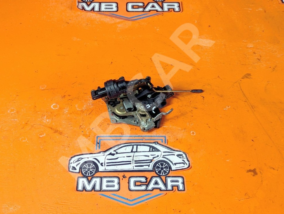 Замок двери передней левой MERCEDES-BENZ C-класс W202/S202 (1993 - 1997) фото 1 &mdash; Разборка Мерседес