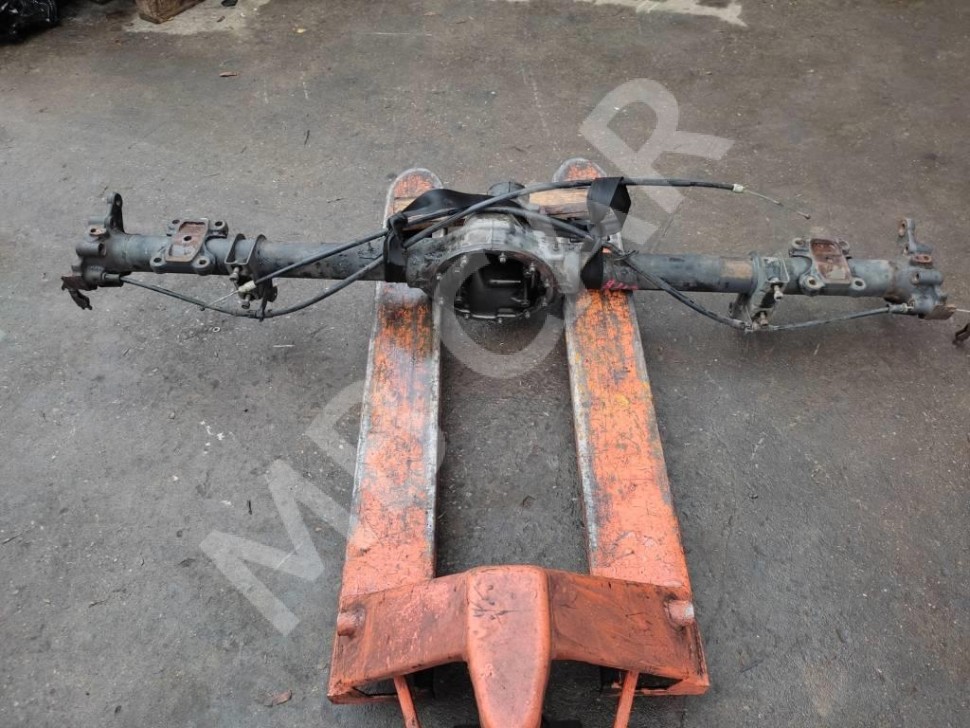 Чулок заднего моста MERCEDES-BENZ Sprinter W906 (2006 - 2019) фото 1 &mdash; Разборка Мерседес