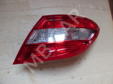 Фонарь задний правый MERCEDES-BENZ C-класс W204/S204 (2006 - 2011) — Разборка Мерседес