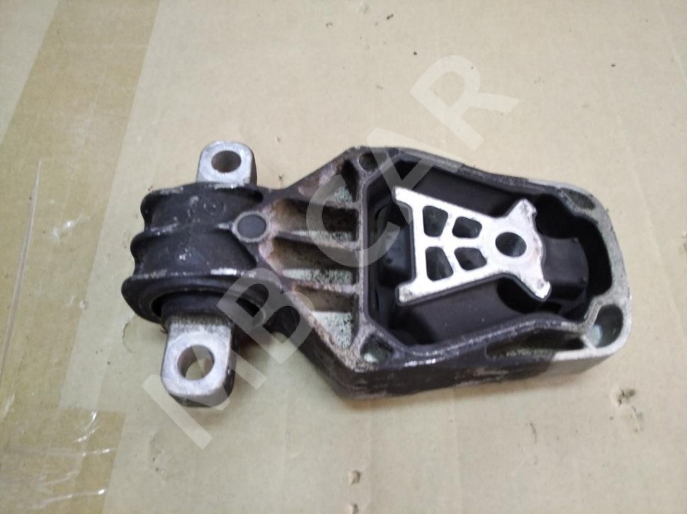 Опора двигателя задняя MERCEDES-BENZ GLA-класс X156 рестайлинг (2017 - 2020) фото 1 — Разборка Мерседес