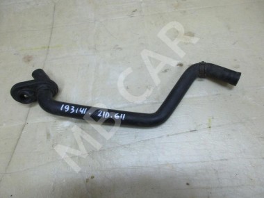 Патрубок ОЖ MERCEDES-BENZ E-класс W210/S210 (1995 - 1999) — Разборка Мерседес