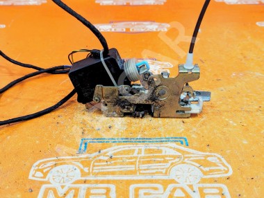 Замок двери передней правой MERCEDES-BENZ Vito W638 (1996 - 2003) — Разборка Мерседес