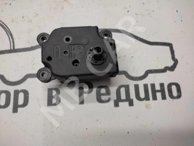 Сервоприводы печки MERCEDES-BENZ VANEO W414 (2001 - 2005) — Разборка Мерседес