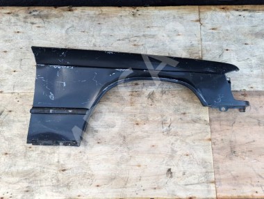 Крыло переднее правое MERCEDES-BENZ 190 (W201) W201 (1982 - 1993) — Разборка Мерседес