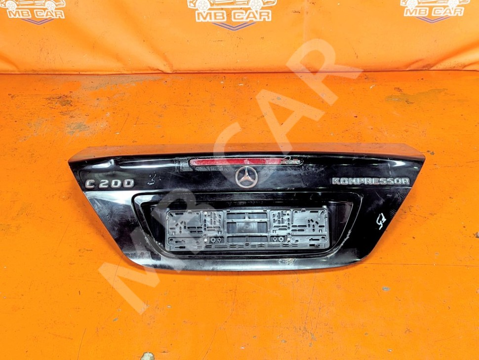 Крышка багажника MERCEDES-BENZ C-класс W203/S203/CL203 (2000 - 2004) фото 1 &mdash; Разборка Мерседес