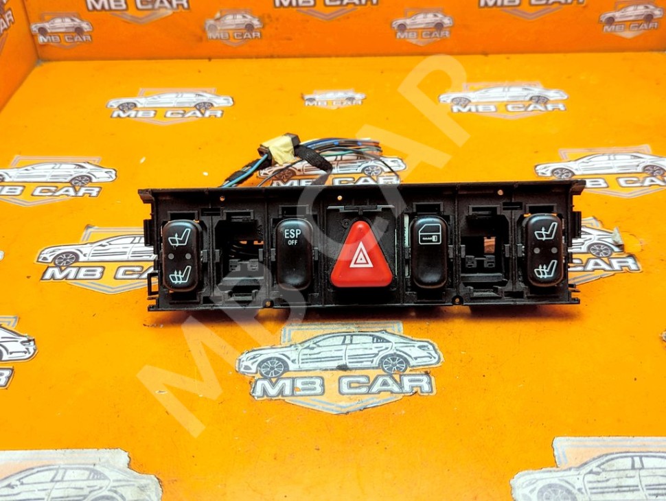 Блок кнопок MERCEDES-BENZ E-класс W210/S210 рестайлинг (1999 - 2003) фото 1 &mdash; Разборка Мерседес