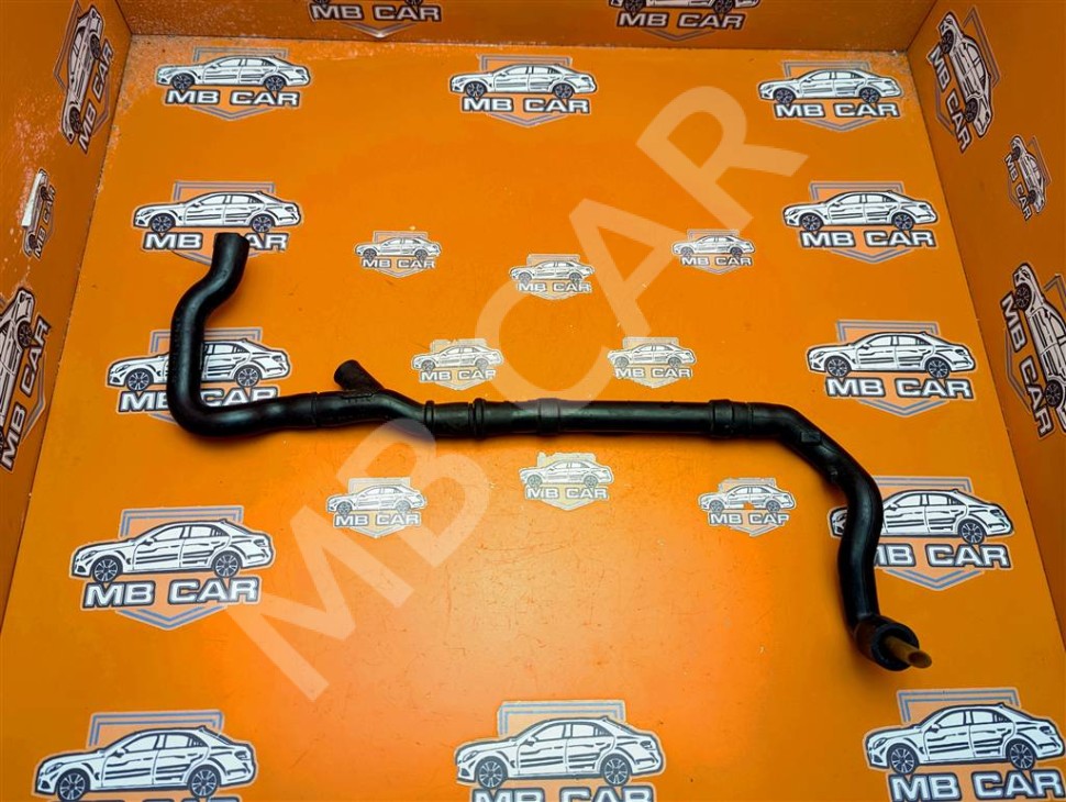Трубка вентиляции картерных газов MERCEDES-BENZ S-класс W221 (2005 - 2009) фото 1 — Разборка Мерседес