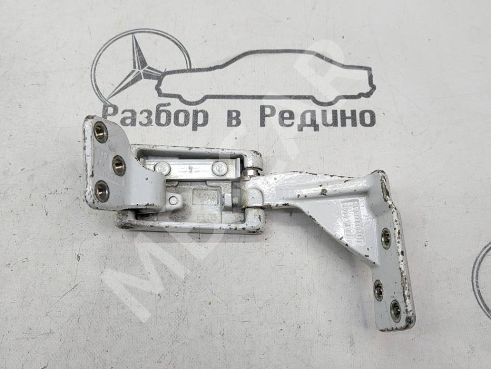 Петля крышки багажника MERCEDES-BENZ V-класс W447 (2014 - 2025) фото 1 — Разборка Мерседес