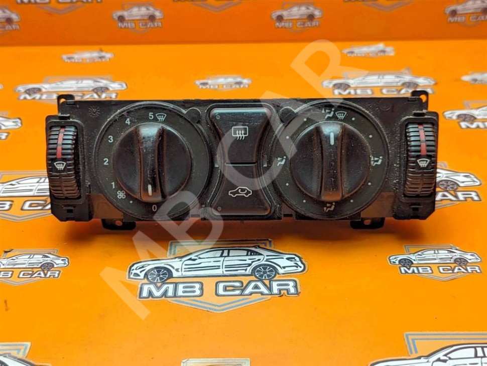 Панель управления климатом MERCEDES-BENZ E-класс W210/S210 (1995 - 1999) фото 1 — Разборка Мерседес