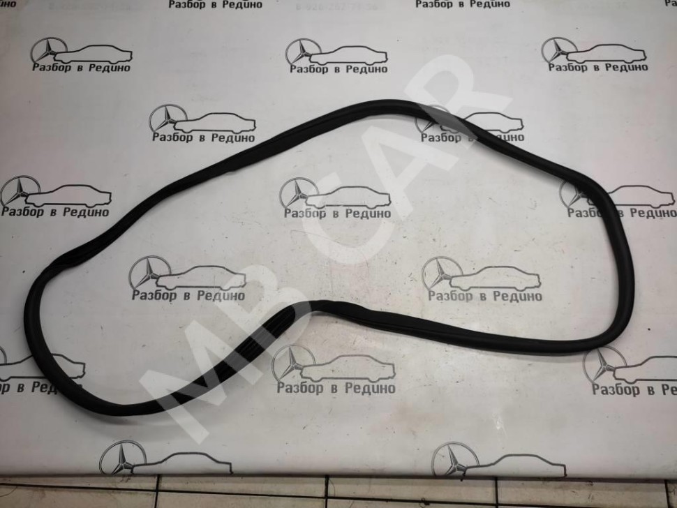 Уплотнитель дверного проема ( на кузове ) MERCEDES-BENZ GLC-класс X253 (2015 - 2019) фото 1 — Разборка Мерседес