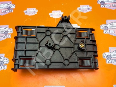 Кронштейн интеркуллера MERCEDES-BENZ A-класс AMG W176 (2013 - 2015) &mdash; Разборка Мерседес