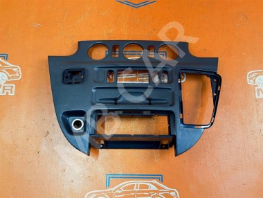 Накладка торпеды MERCEDES-BENZ Sprinter W901-905 (1995 - 2006) — Разборка Мерседес