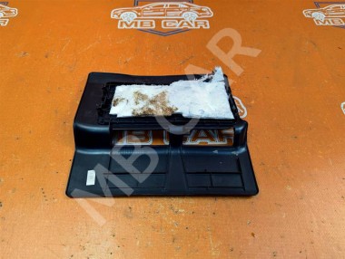 Крышка АКБ MERCEDES-BENZ GL-класс X166 (2012 - 2016) — Разборка Мерседес