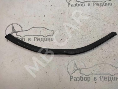 Уплотнитель моторного отсека MERCEDES-BENZ C-класс W204/S204 (2006 - 2011) — Разборка Мерседес