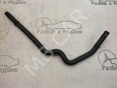 Патрубок ОЖ MERCEDES-BENZ S-класс W220 (1998 - 2005) — Разборка Мерседес