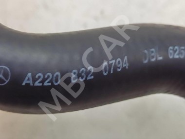 Патрубок ОЖ MERCEDES-BENZ S-класс W220 (1998 - 2005) — Разборка Мерседес