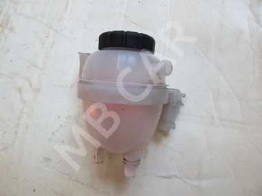 Бачок расширительный MERCEDES-BENZ C-класс W205/S205/C205/A205 (2014 - 2018) — Разборка Мерседес