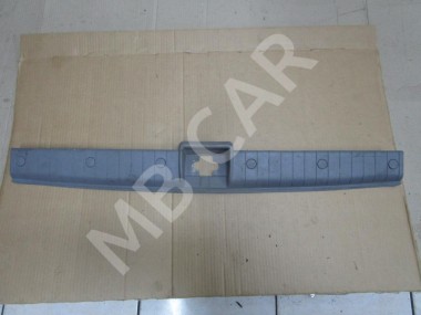 Накладка замка багажника MERCEDES-BENZ M-класс W163 (1997 - 2001) — Разборка Мерседес