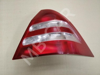 Фонарь задний правый MERCEDES-BENZ C-класс W203/S203/CL203 (2000 - 2004) — Разборка Мерседес
