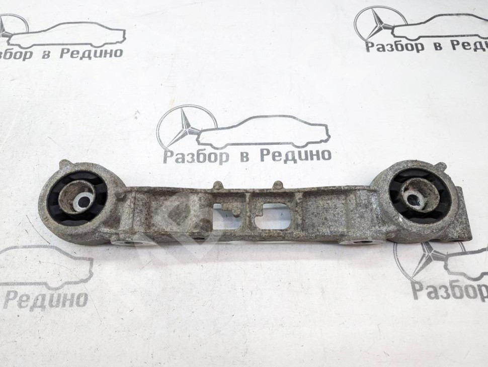 Кронштейн редуктора MERCEDES-BENZ V-класс W447 рестайлинг (2019 - 2025) фото 1 — Разборка Мерседес