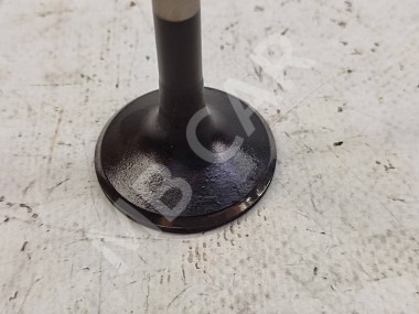 Клапан ГБЦ MERCEDES-BENZ W124 W124/S124/C124/A124 (1984 - 1993) — Разборка Мерседес