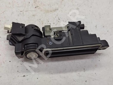 Ручка открытия багажника MERCEDES-BENZ C-класс W203/S203/CL203 рестайлинг (2004 - 2008) — Разборка Мерседес