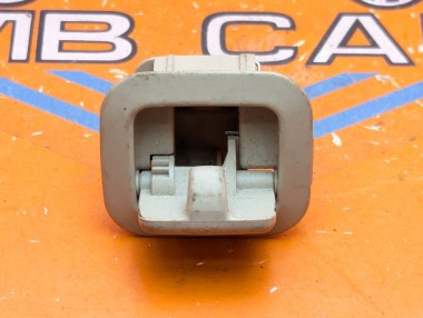 Крючок для одежды MERCEDES-BENZ C-класс W204/S204 (2006 - 2011) &mdash; Разборка Мерседес