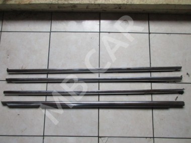 Молдинг стекла двери MERCEDES-BENZ S-класс W221 (2005 - 2009) — Разборка Мерседес