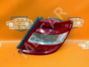 Фонарь задний правый MERCEDES-BENZ C-класс W204/S204 (2006 - 2011) — Разборка Мерседес