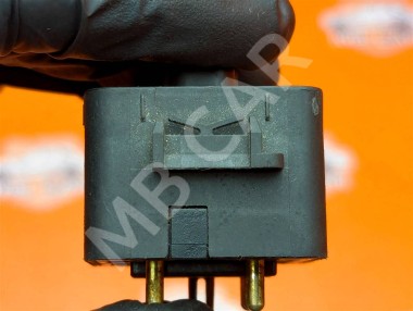 Кнопка регулировки зеркал MERCEDES-BENZ W124 W124/S124/C124/A124 (1984 - 1993) — Разборка Мерседес