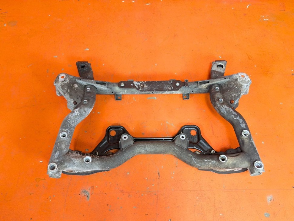 Подрамник передний MERCEDES-BENZ C-класс W204/S204/С204 рестайлинг (2011 - 2015) C 180 1.6 7G-Tronic (156 л.с.) фото 1 &mdash; Разборка Мерседес