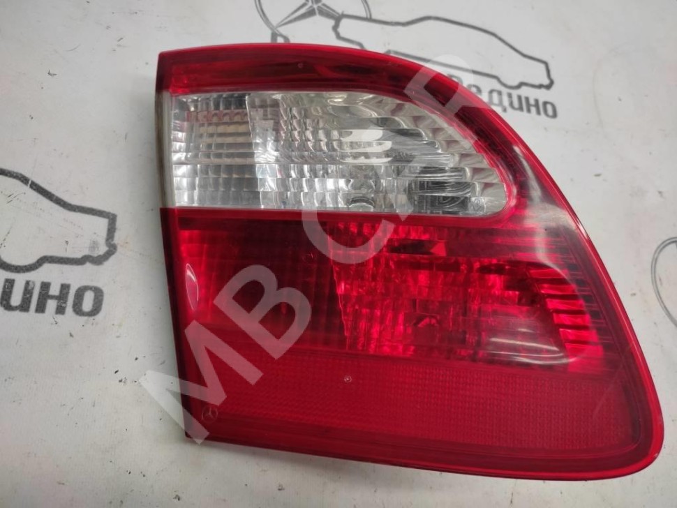 Фонарь крышки багажника MERCEDES-BENZ E-класс W211/S211 (2002 - 2006) фото 1 — Разборка Мерседес