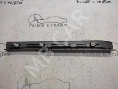 Накладка порога внутренняя MERCEDES-BENZ S-класс W221 (2005 - 2009) — Разборка Мерседес