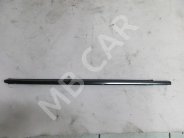 Молдинг стекла двери MERCEDES-BENZ E-класс W210/S210 рестайлинг (1999 - 2003) — Разборка Мерседес