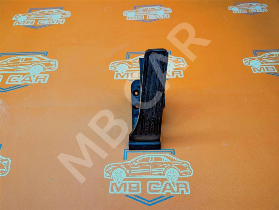 Педаль газа электронная MERCEDES-BENZ E-класс W212/S212/C207/A207 рестайлинг (2013 - 2016) фото 1 — Разборка Мерседес