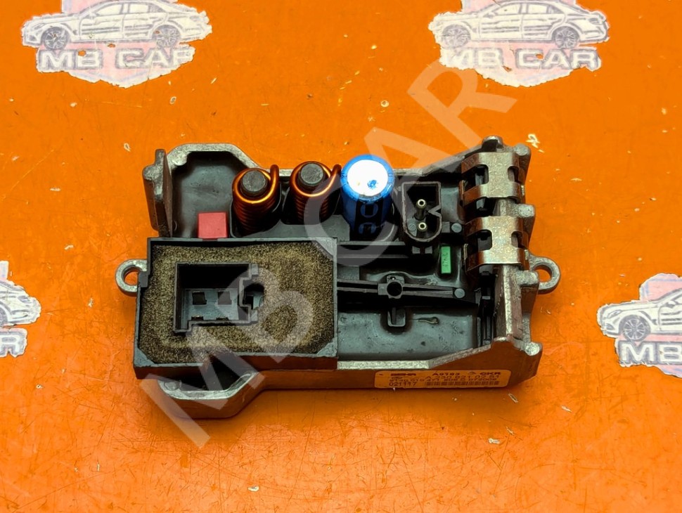 Реле моторчика печки MERCEDES-BENZ CLK-класс C209/A209 (2002 - 2005) фото 1 &mdash; Разборка Мерседес