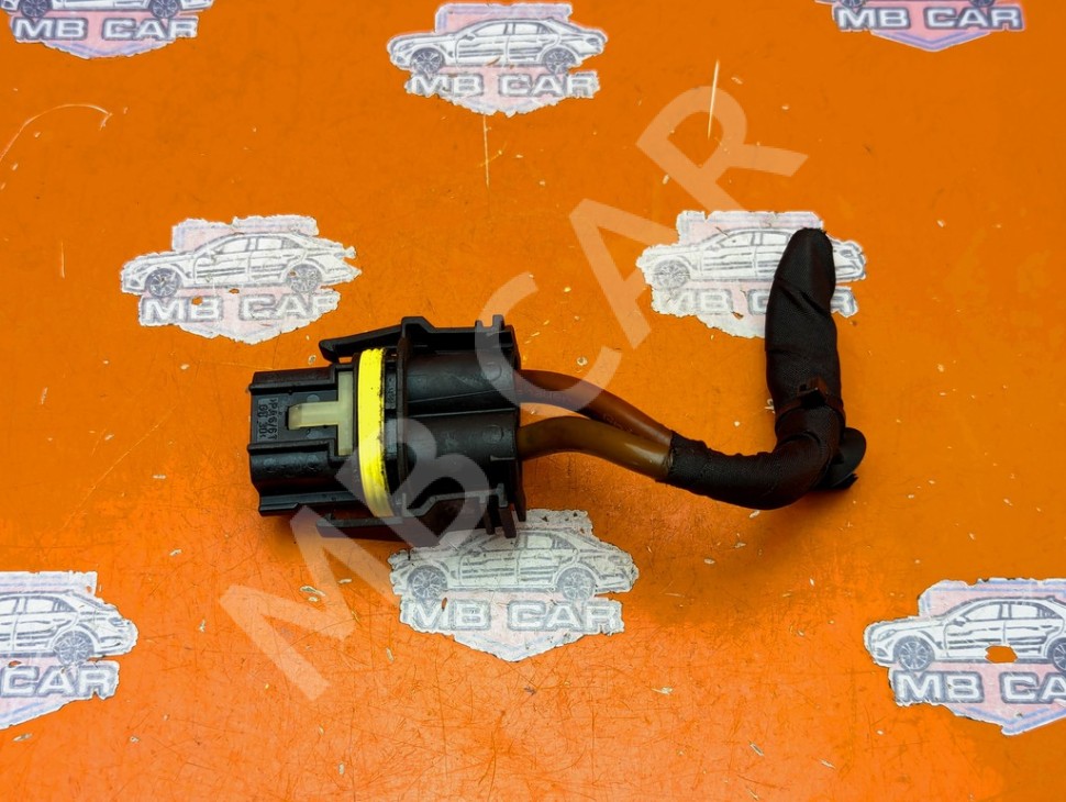 Разъем MERCEDES-BENZ S-класс W220 рестайлинг (2002 - 2005) фото 1 &mdash; Разборка Мерседес